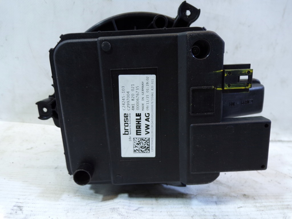 фото №6, Воздуходувка обдув вентилятор audi a4 b9 4m1820021