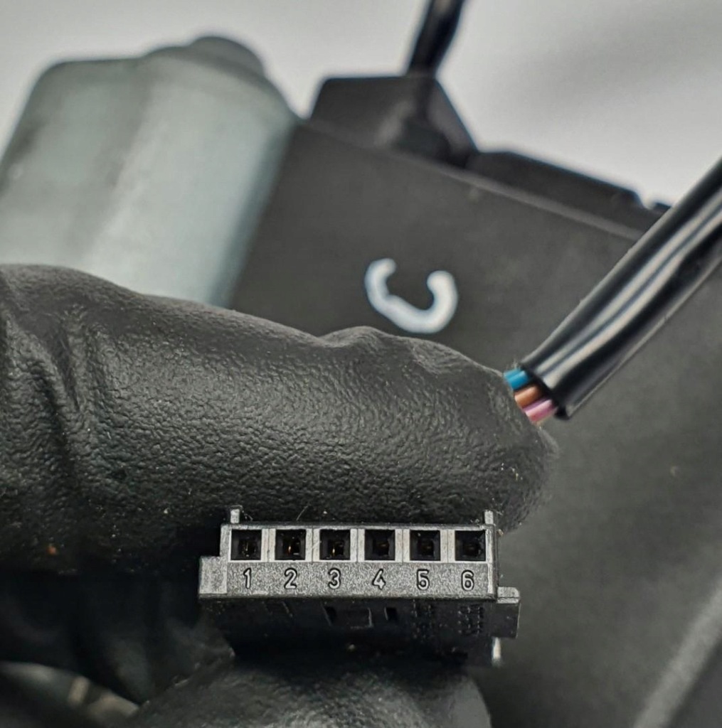 фото №5, Моторчик люк porsche cayenne 1k0959591 0390200017