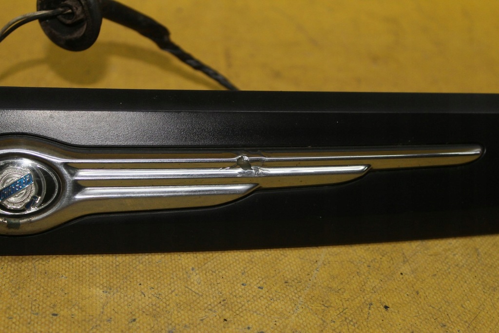 фото №5, Накладка кришки багажника pacifica i