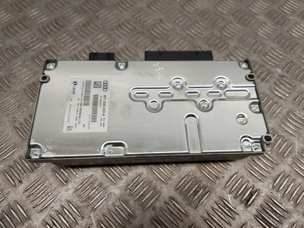 фото №6, Audi s5 facelift 8t1035223a задний усилители