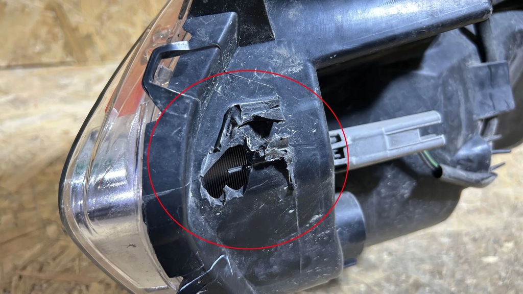 фото №13, Mitsubishi l200 2017 лампы передние