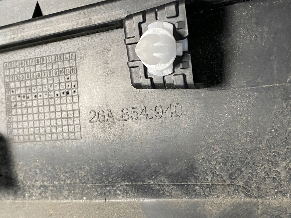 фото №4, Vw t-roc молдинг дверь правая перед 2ga854940