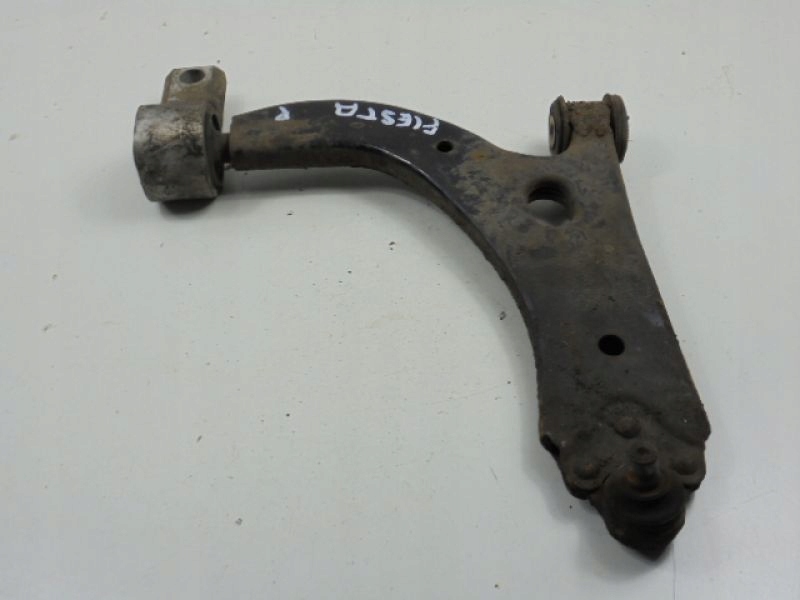 фото №9, Ford fiesta mk6 важіль нижній перед правий