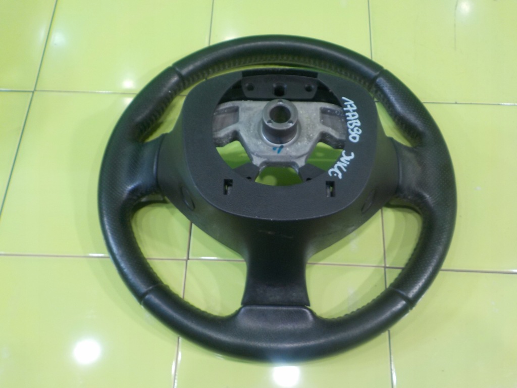 Nissan juke 1 f15 рестайлінг  1.5 dci 15r 5d кермо Ціна