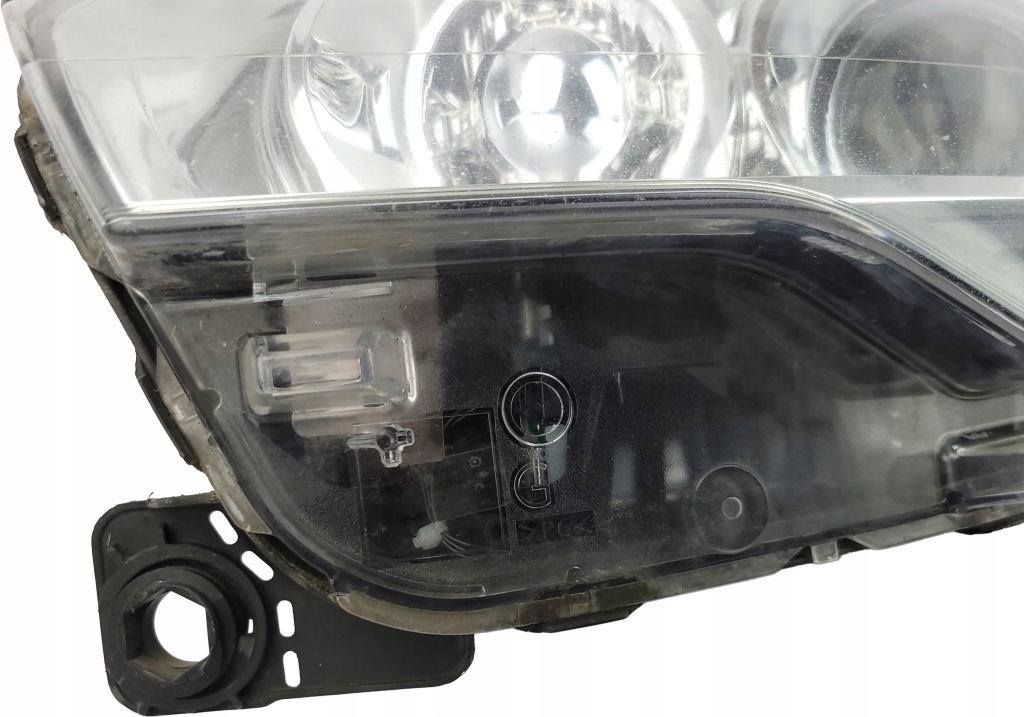 Citroen c5 3 рестайлинг  фара перед левая поворотная bi-xenon led 9674399580 европа Недорого