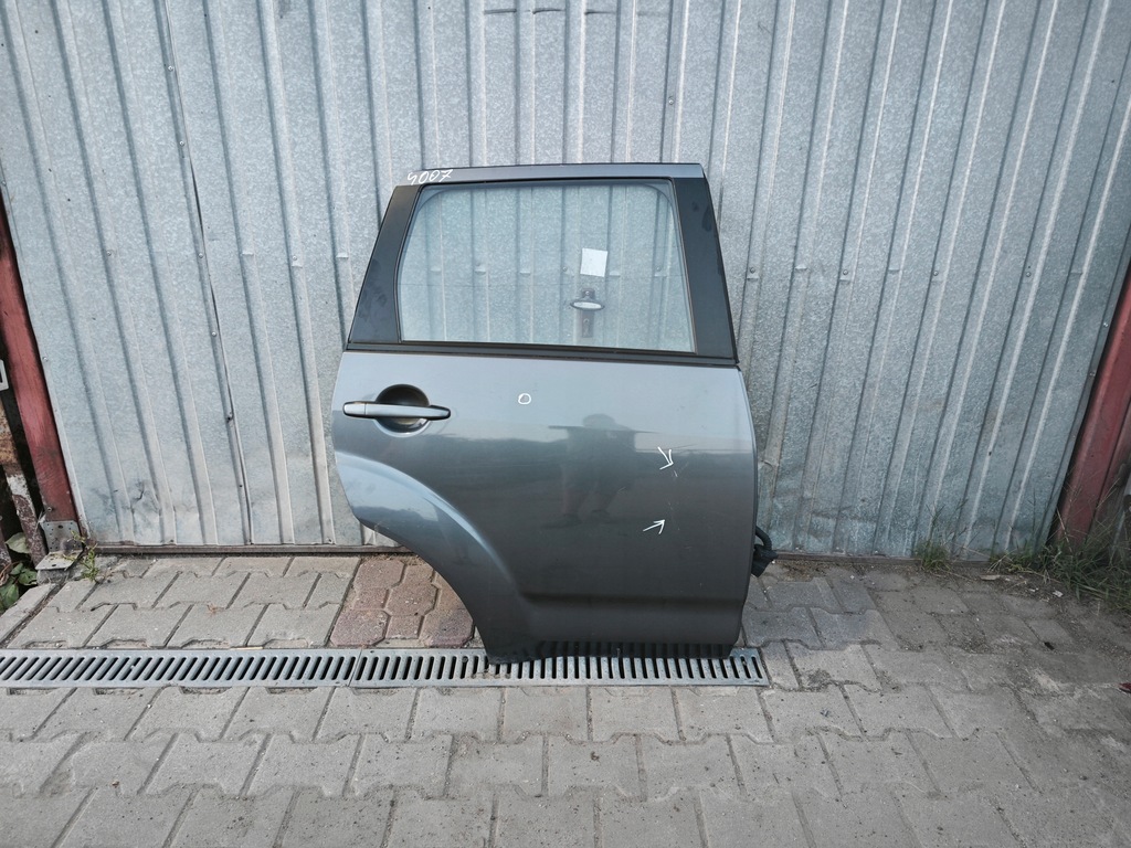 фото №1, Peugeot 4007 дверь правый задняя