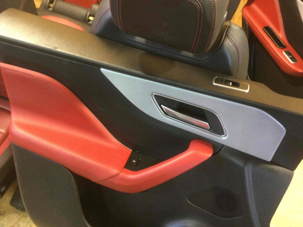 фото №10, Комплект салона обшивки заднее сиденье сиденья jaguar f-pace t4a12704qkw