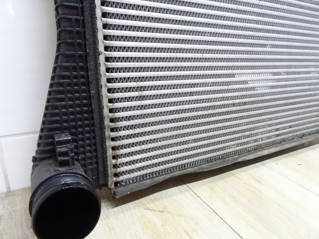 фото №13, Volkswagen audi радиатор интеркулер 5q0145803ad