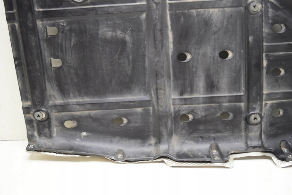 Задня середня захист підвіска lexus rx _l2_ 7764148100 3.5l hybrid 230kw Київ