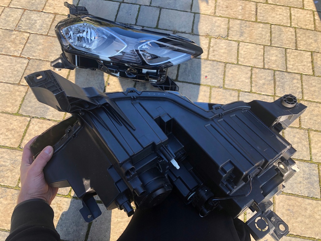 фото №6, Citroen ds3 crossback 2018- лампа левая правая europ