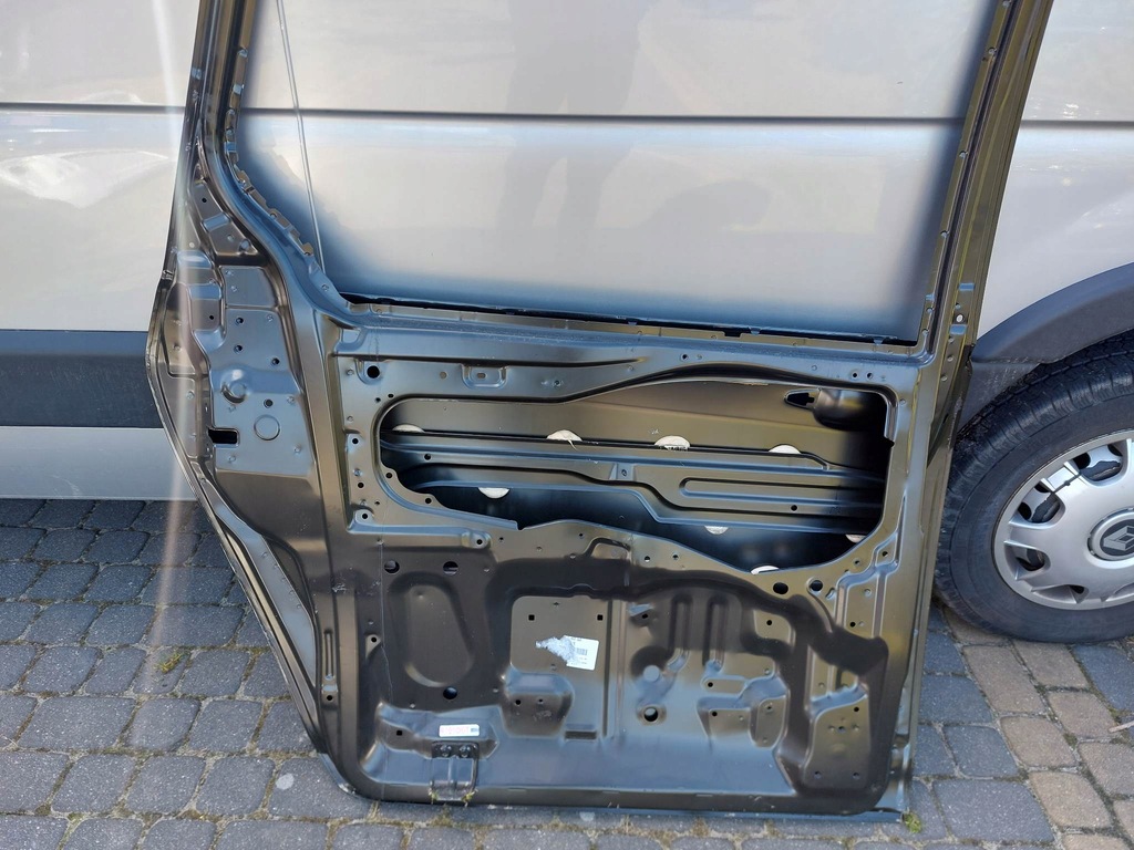 фото №11, Toyota sienna дверь левая задняя 03-09