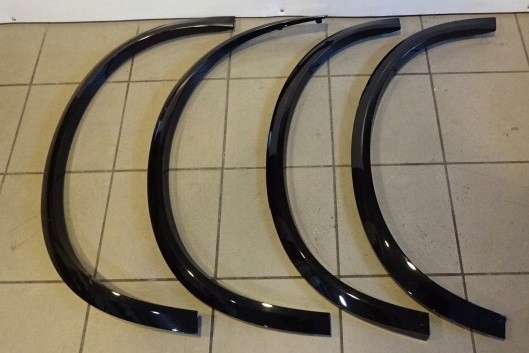 фото №1, Молдинг крила задня права volvo xc90 14-16