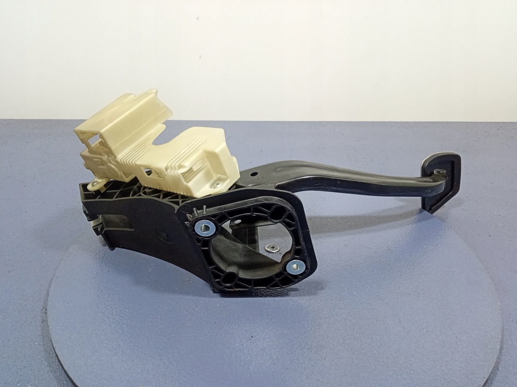 фото №4, Bmw x5 g05 g06 g07 педаль гальма 6874279