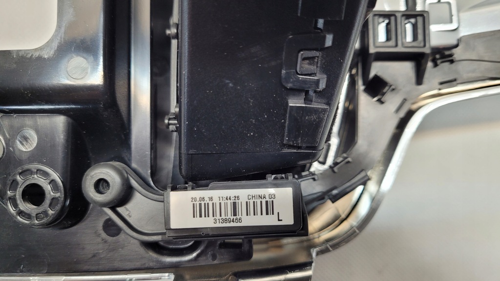 фото №8, Volvo v90 s90 решётка обдув правая хром средняя