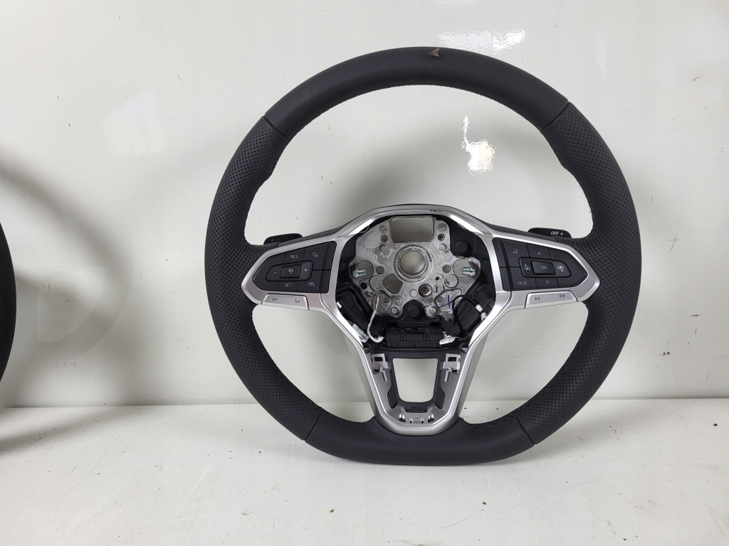 фото №1, Golf 8 passat b8 повітропровід шкіра пелюстки перемикання r-line nowa! 3g0419089em