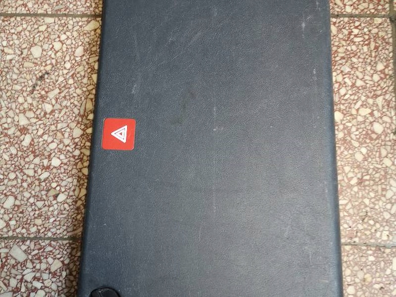 фото №1, Крышка бардачок обивка дверь левый 9017200048 vw lt sprinter