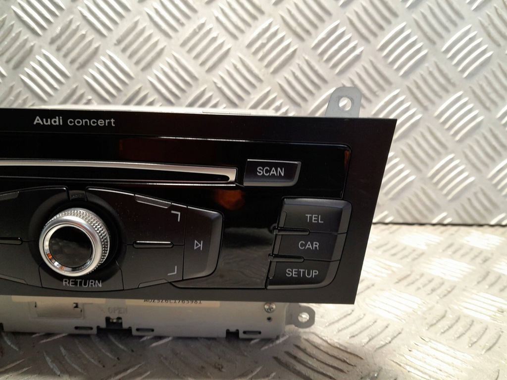 фото №4, Audi a4 b8 a5 радио проигрыватель audi concert uk 8r2035186f