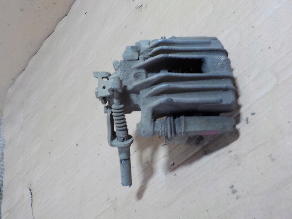 фото №4, Rapid 1.6 супорт parwy задня