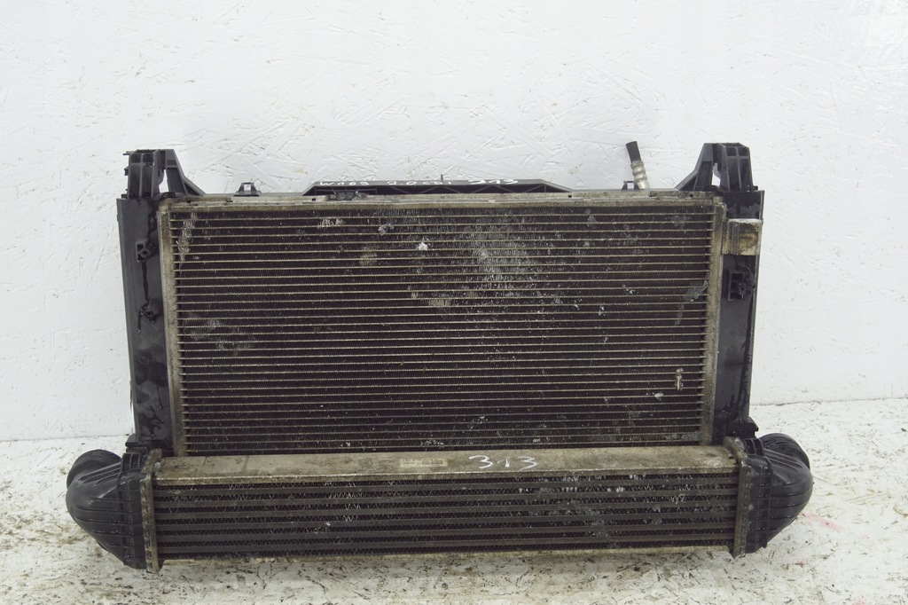 фото №1, Pas передний радиатор mercedes a-klasa w169 2.0cdi