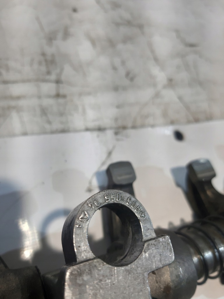 фото №11, Коромисла вал клавіатура головки mercedes atego om 906 la 90605504