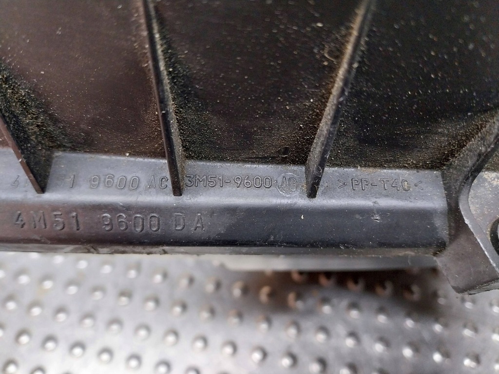 фото №7, Корпус фільтра повітря 4m51-9600-da ford focus mk2 c-max mk1 1.8 tdci