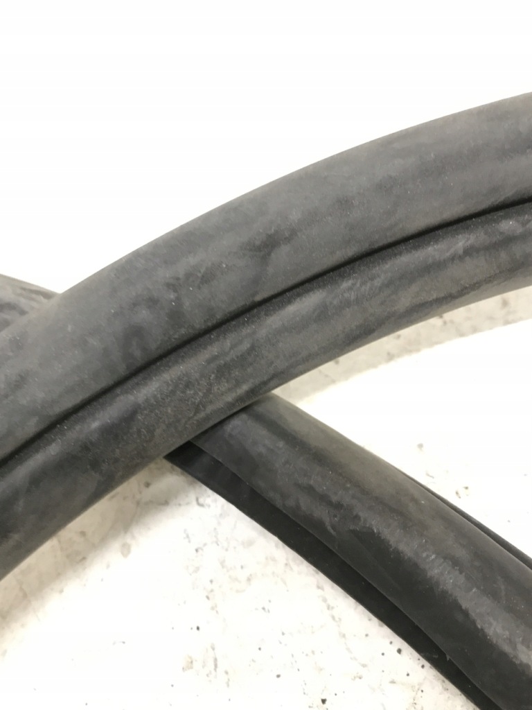 Прокладка двері лівий задній bmw f30 177447-11 Недорого