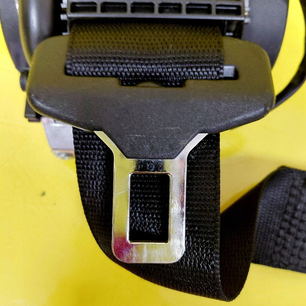 Ремінь безпеки лівий задній mercedes-benz a w168 560680101 nr576 Ціна