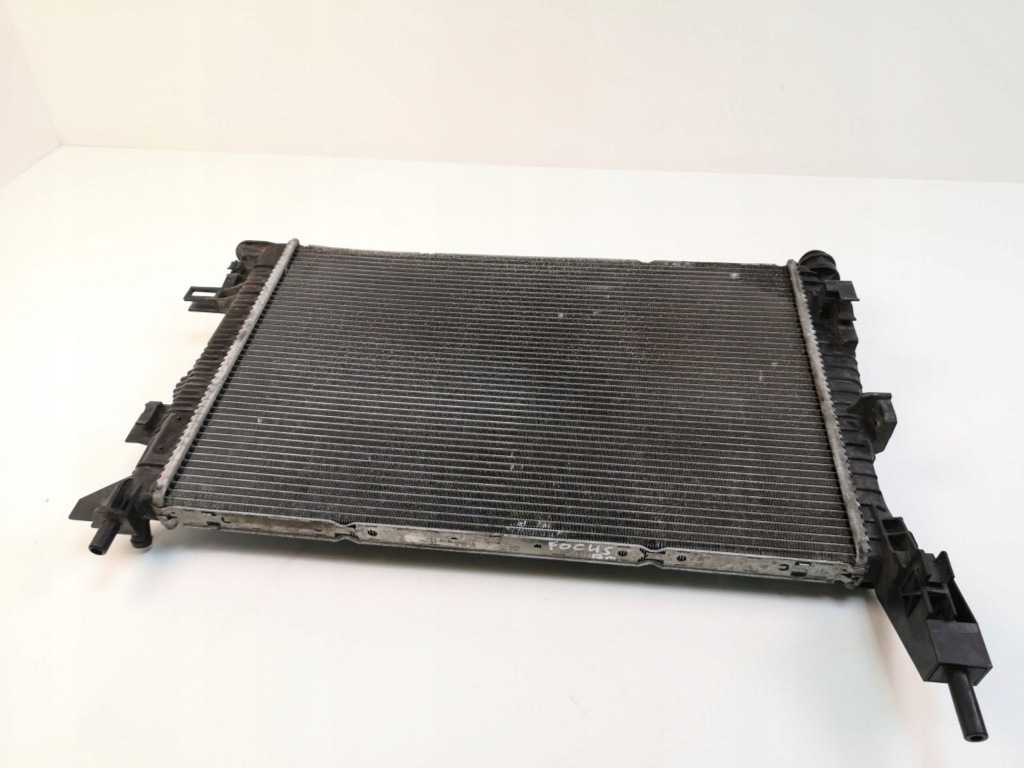 Ford focus 2012 радіатор води bv618005bb Доставка