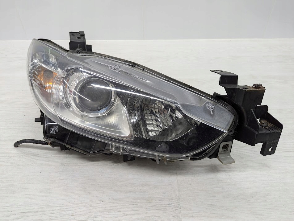 фото №1, Лампа передняя правая mazda 6 ghr4-51030