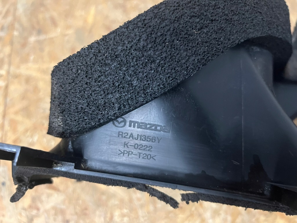 фото №12, Mazda 3 ii bl 2008 - 2012 впуск воздуховод воздуха r2aj1356y