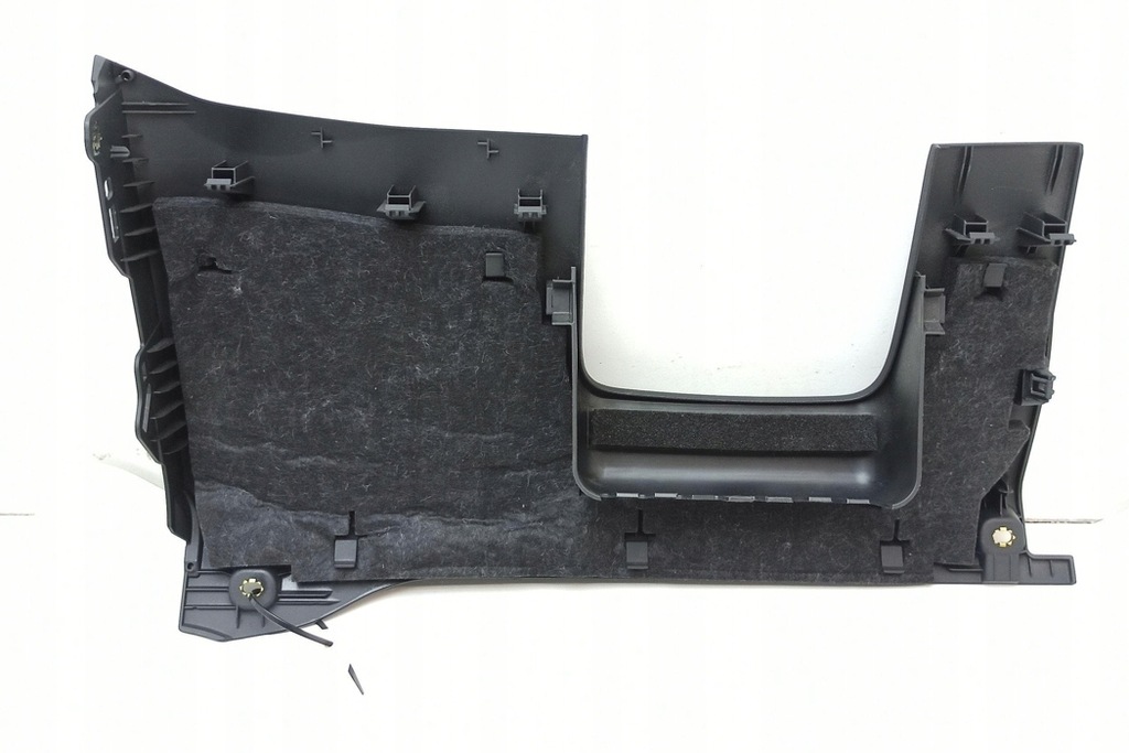 фото №9, Нижня молдинг декоративна панелі приладової панелі audi a4 8w2, b9 8w2863075 2.0l