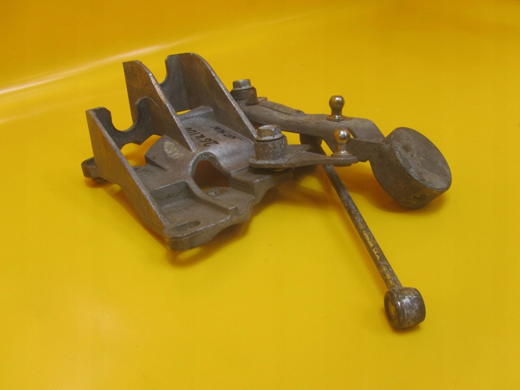 Купити Кронштейн тросів перемикання передач mercedes sprinter 906 2.2 cdi