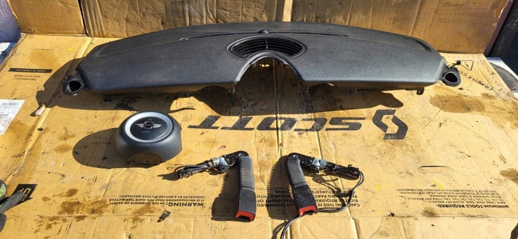 Купить Комплект подушка безопасности панель  mini one - cooper купе r56