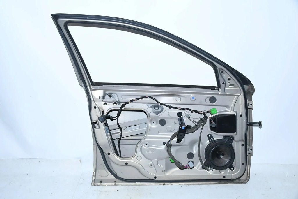 фото №2, Дверь левый перед volvo xc70 i 2000-2007r накладки