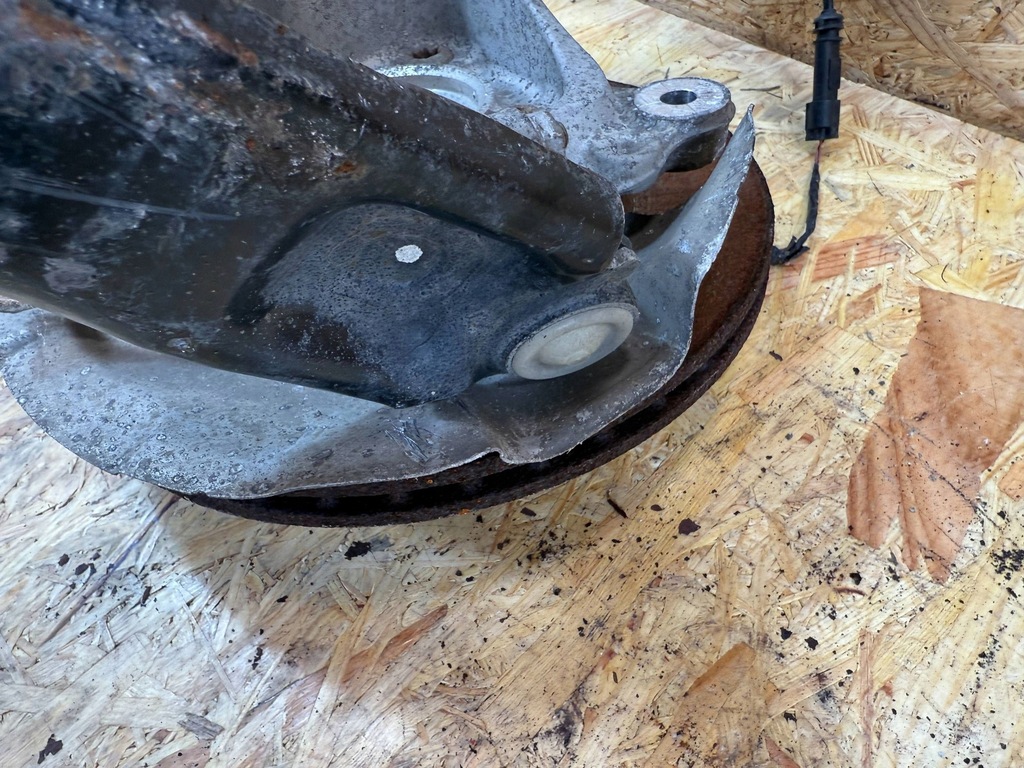 фото №13, Подвеска амортизатор рычаг поворотный кулак левый перед mini f54 f55 f56 1.5b