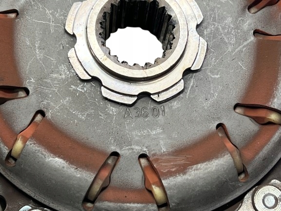 фото №4, Opel meriva b зчеплення диск притиск 1.4 t a14net 9223223