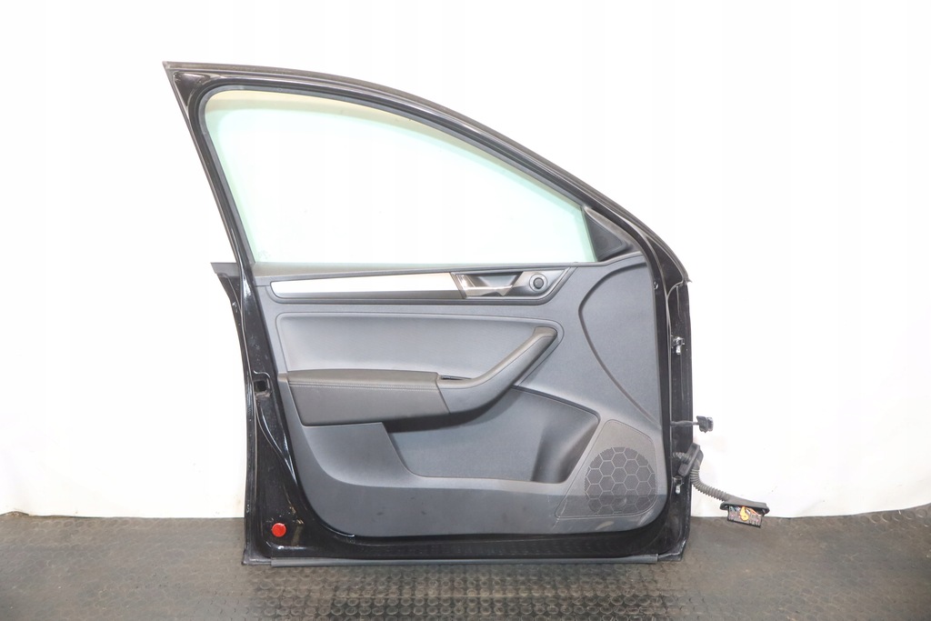 фото №2, Дверь левый перед skoda rapid ii lift f9r