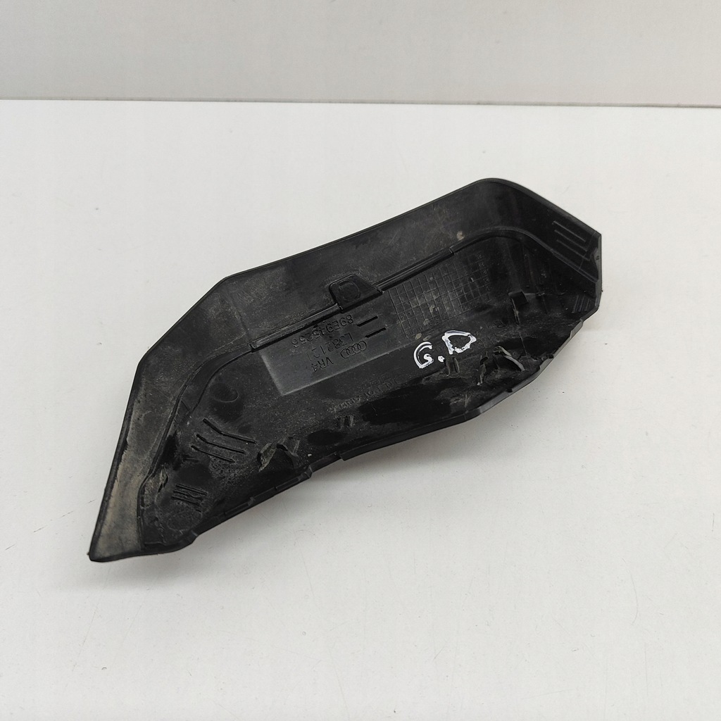 фото №5, Audi q4 sportback e-tron 2022 правая сторона молдинг pod фара задняя