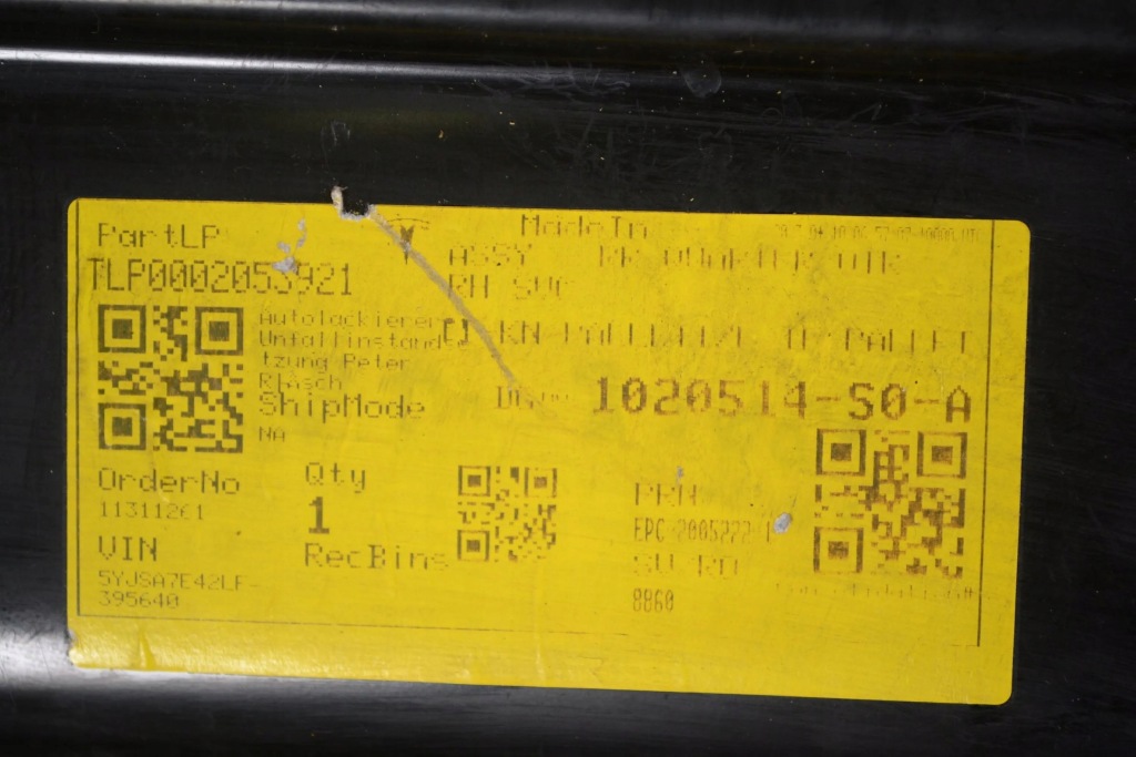 Tesla model s 2018 задні сторона права крило передній Ціна