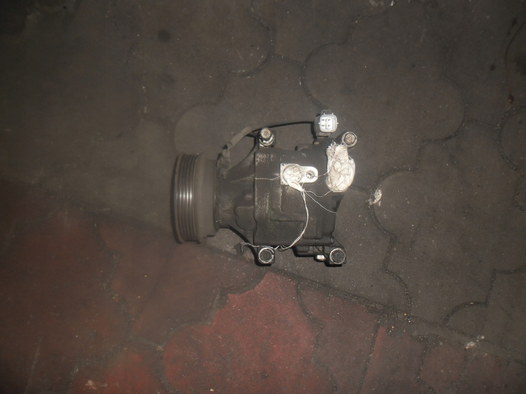 фото №1, Компрессор кондиционера toyota corolla e12 2.0d d4d