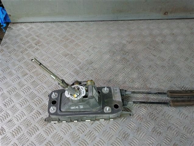 фото №7, Audi a3 8p 1.4 tfsi выборщик передач 1q0711049c