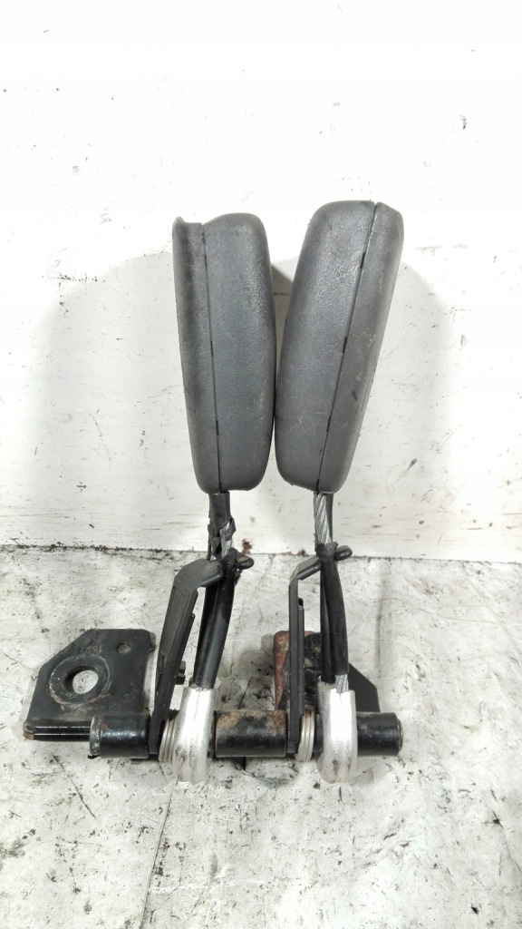 фото №2, Кліпса замок поперечина задня сидіння volvo v40 s40