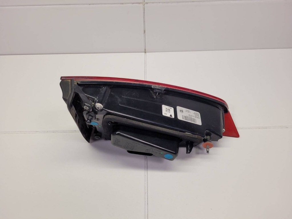 фото №8, Лампа задняя правая сторона alfa romeo giulia 952 2017 20700207