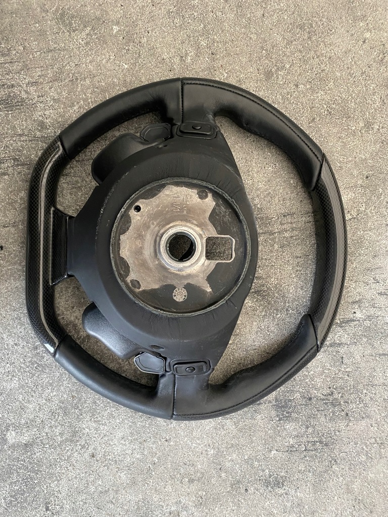 фото №7, Ferrari 488 gtb повітропровід czarna карбон ідеальний стан