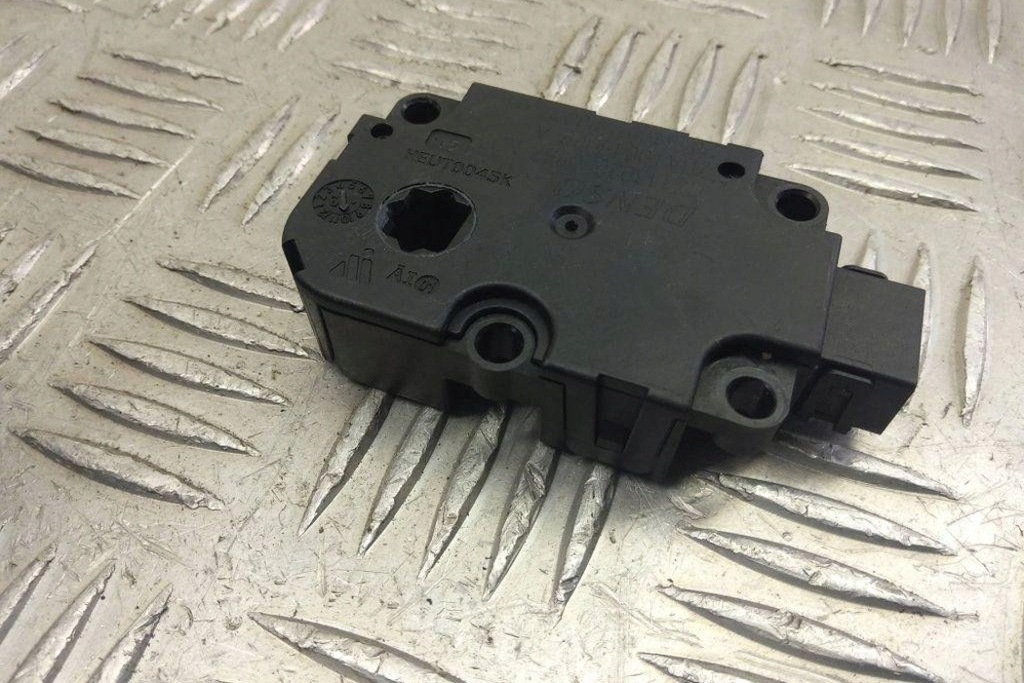 фото №9, Клапаны управляющий отопители audi zbat0045d09at 1.97l дизель 2013