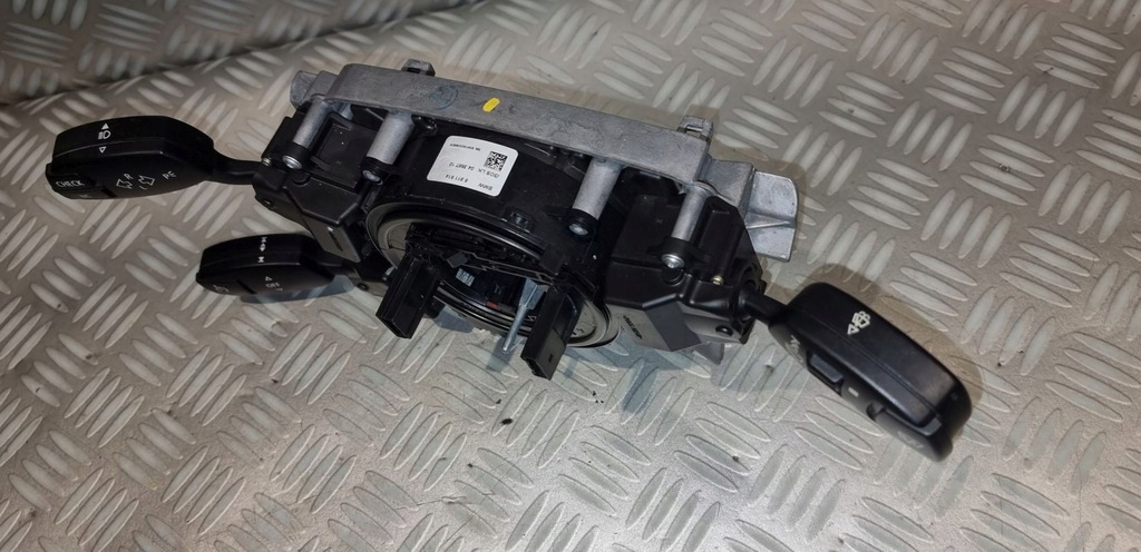 фото №9, Bmw 5 e60 e61 e63 перемикачі стрічка датчик kąta повороту active кермо 6945110