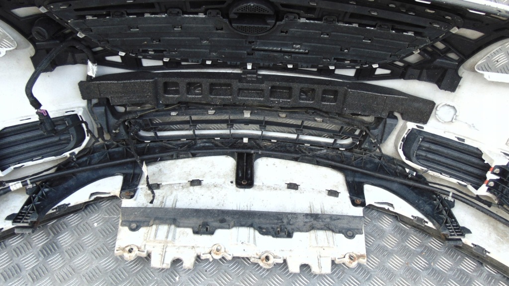 Opel insignia a бампер перед передний омыватель ксенон pdc z40r комплектный Киев