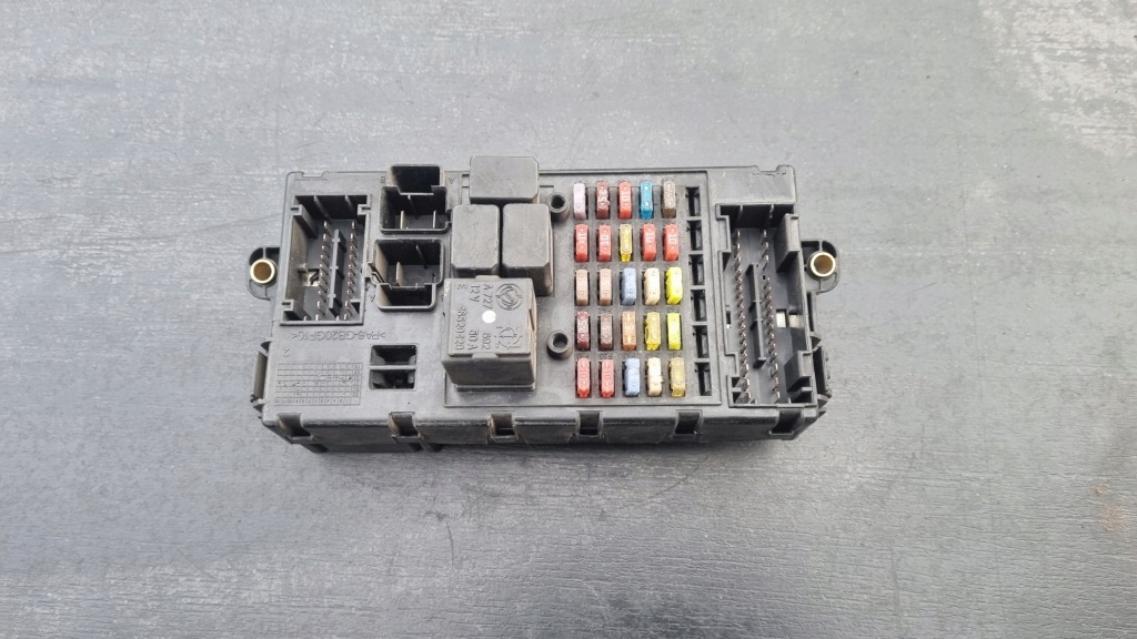 фото №1, Коробка предохранителей iveco daily iv 06- 69500009