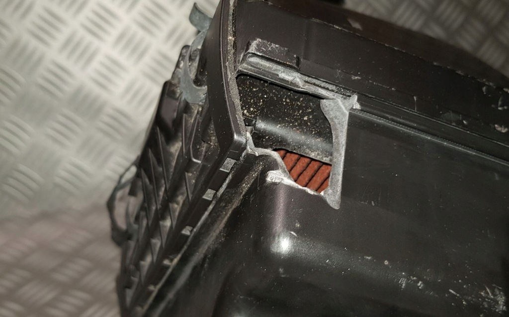 фото №10, Infiniti fx fx35 fx37 qx70 3.5 3.7 v6 корпус фильтра воздуха левая 1cb1a