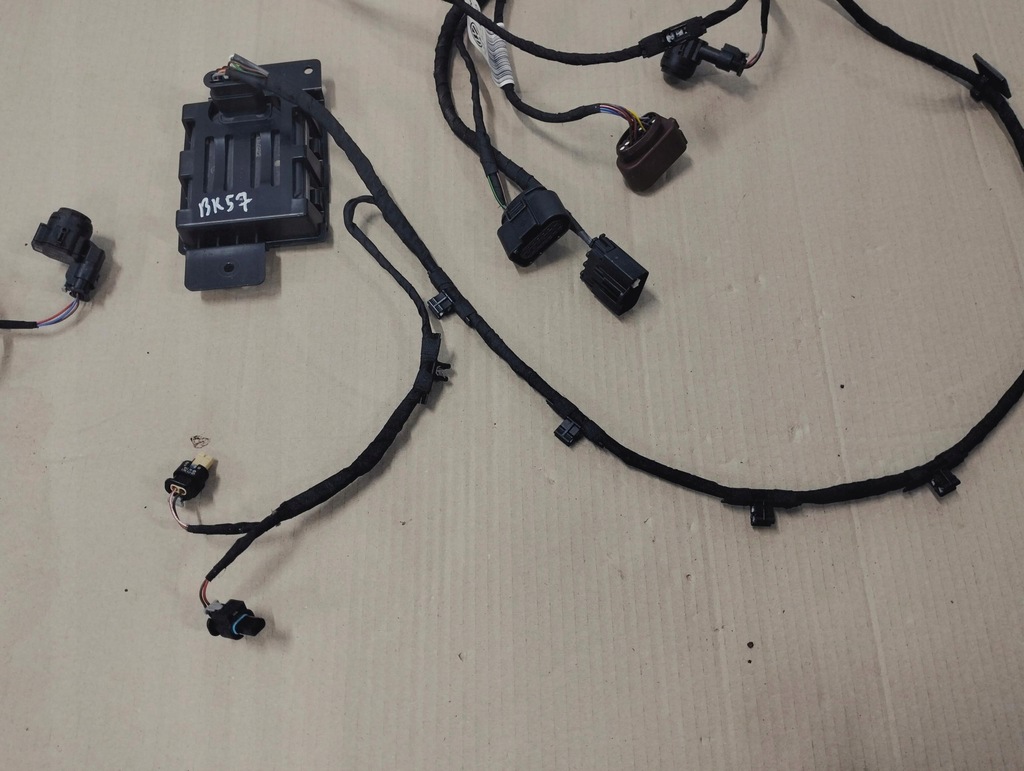 фото №9, Електропроводка pdc перед id3 оригінал + pdc радар 10a971095d